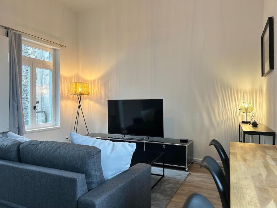 Vieux-Lille Appartement Renove Avec Une Chambre Luaran gambar
